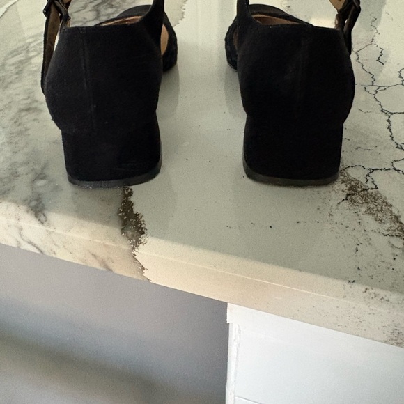 Salvatore Ferragamo boutique, black shoes, 7 - Picture 6 of 9